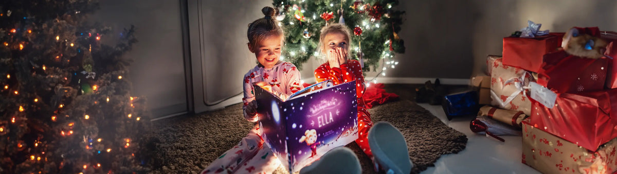 Entdecken Sie die Magie personalisierter Weihnachtsbücher für Kinder! Schaffen Sie unvergessliche Urlaubserinnerungen mit maßgeschneiderten Geschichtenbüchern, die Ihr Kind zum Star machen.
