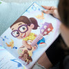 Lustige Illustration eines Mädchens, das Gitarre spielt, aus unserem maßgeschneiderten Vaterbuch für Weihnachten.
