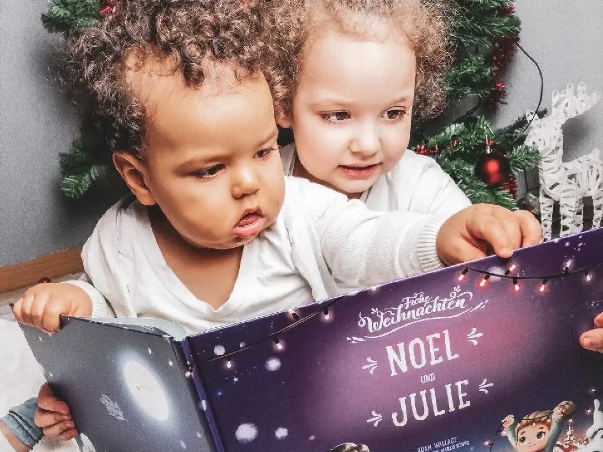 Die schönste Überraschung zu Weihnachten ist ein ganz persönliches Weihnachtsbuch von Hurra Helden. 