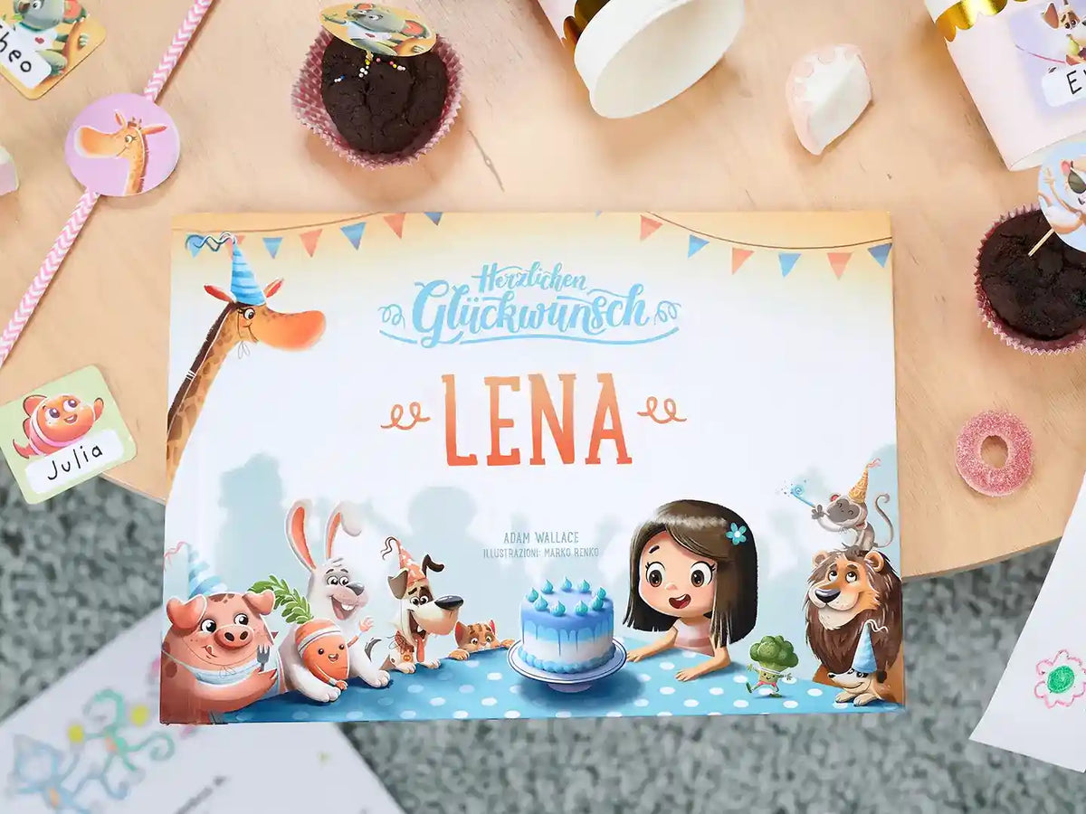 Ein Einband eines personalisierten Geburtstagsbuchs, das sich hervorragend als Geschenk eignet.