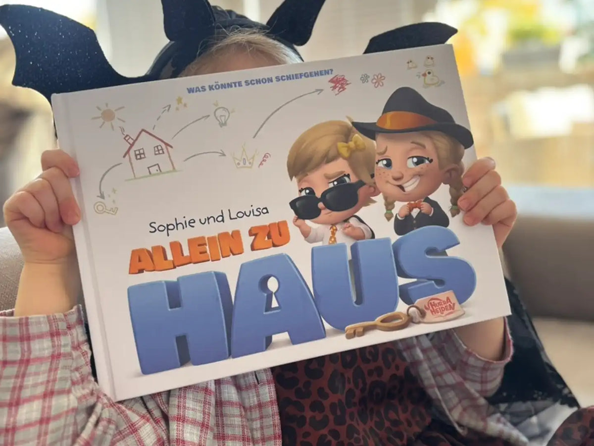 Ein neues personalisiertes „Allein zu Haus“-Buch für Geschwister.